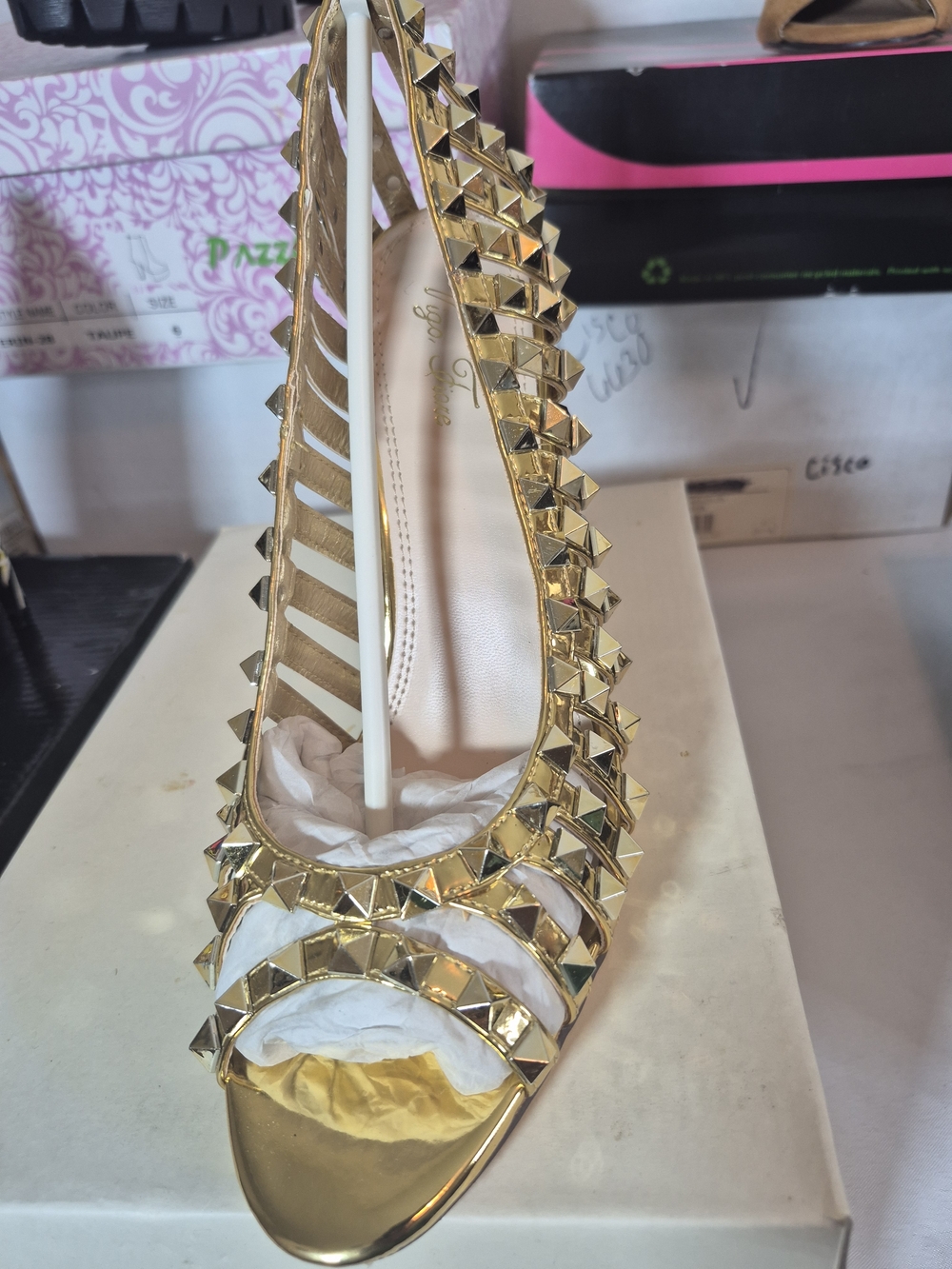 Vigo Fiore Gold Metallic Strappy High Heel Pump - Women - Picture 4 of 6